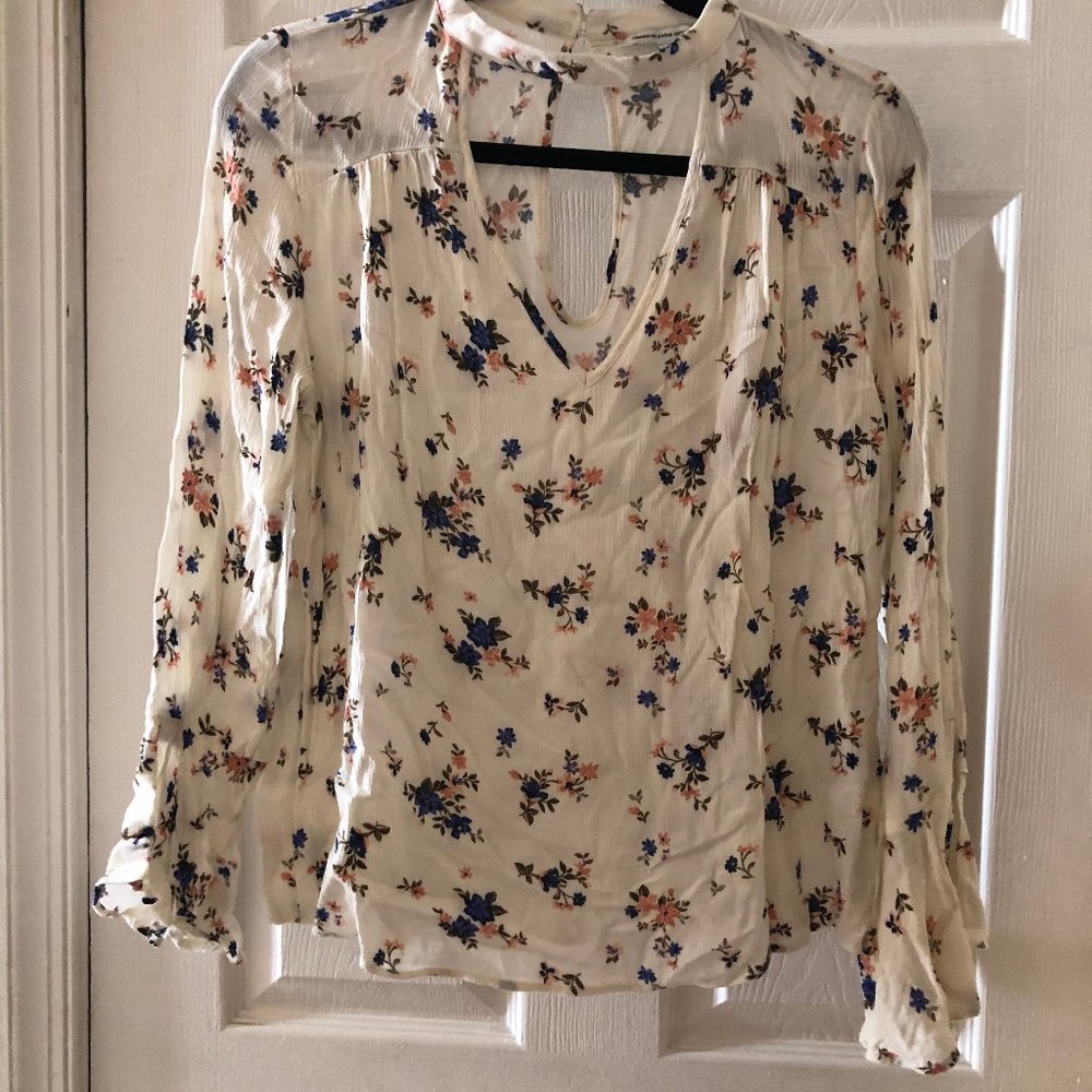 American Eagle Floral Keyhole top